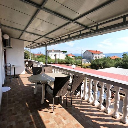 Apartments Ana Sukošan Екстериор снимка