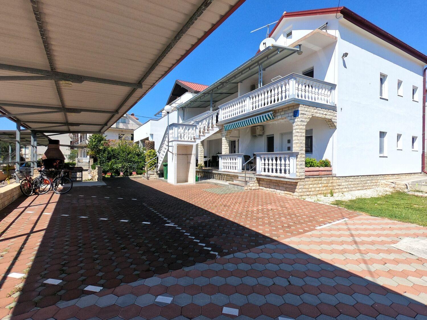 Apartments Ana Sukošan Екстериор снимка